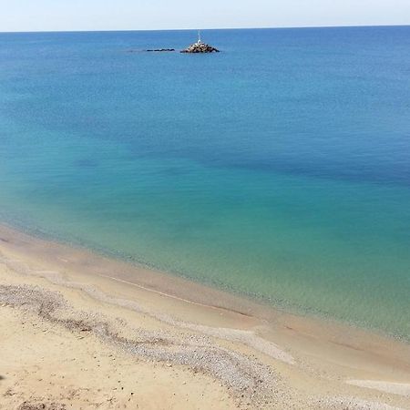 Io Luxury Pool & Hot Tub Suites Preveza Exterior foto