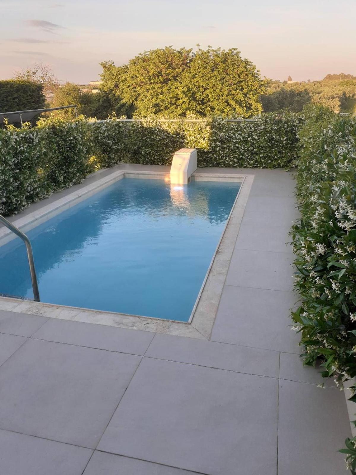 Io Luxury Pool & Hot Tub Suites Preveza Exterior foto